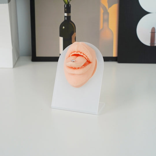 5D Silicone Face Model with Realistic Features – Perfect for Piercing Training and Jewelry Display